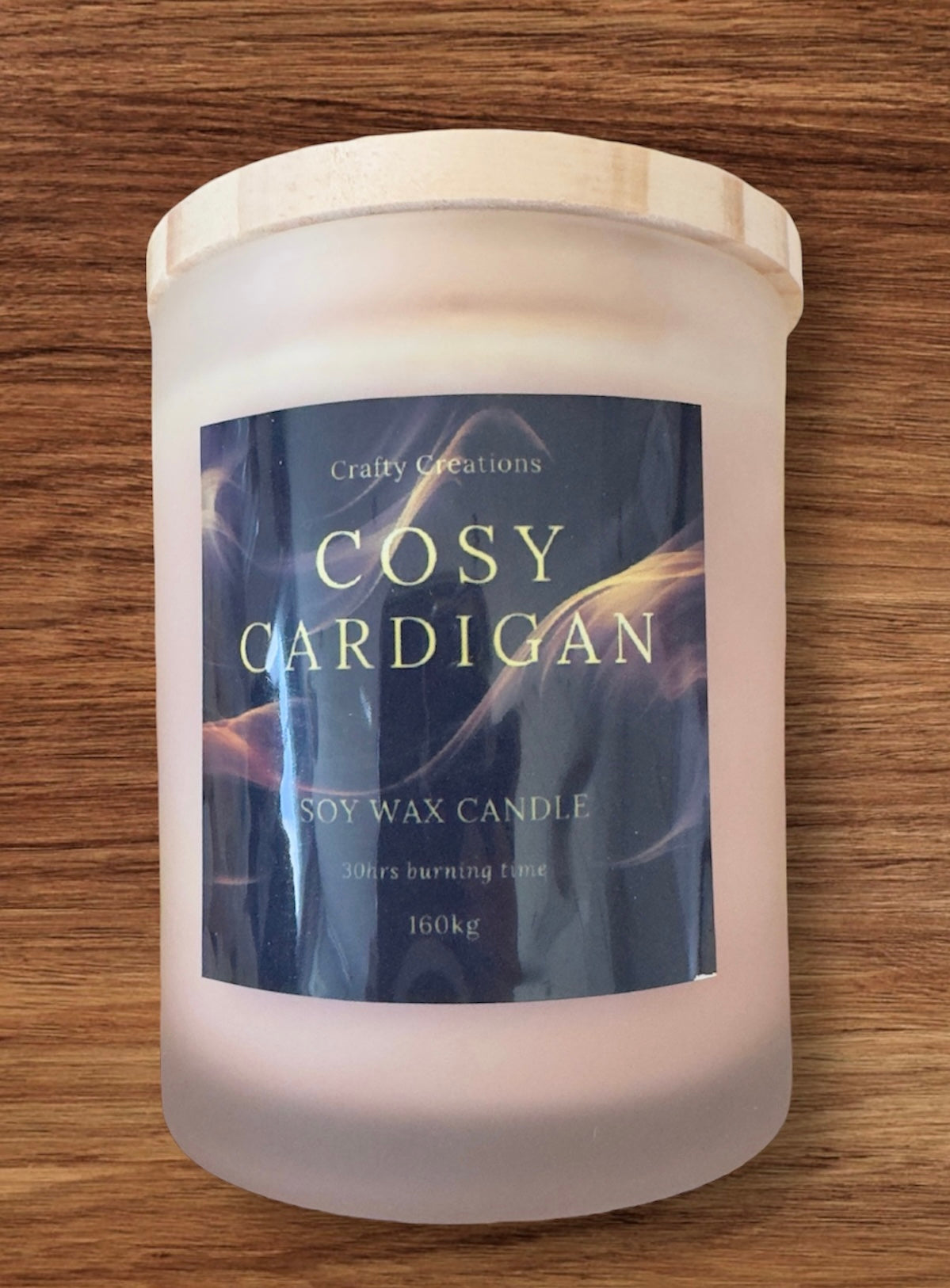 Cosy cardigan candle